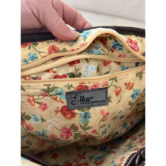 Elka Accessories woman’s straw and leather shoulder tote - Picture 7 of 10